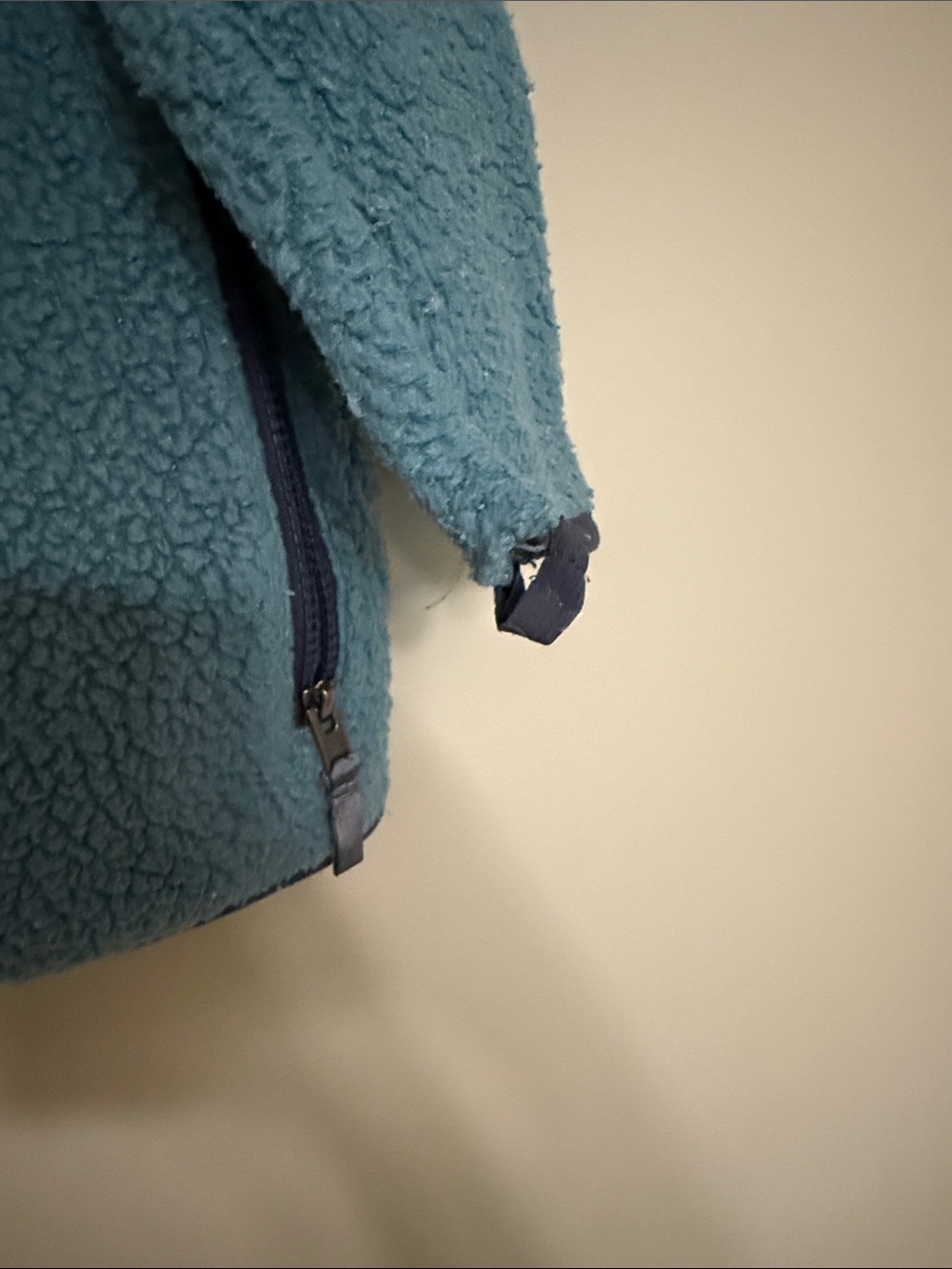 Patagonia Kids Teal Sherpa Fleece Jacket - Full Zip - Picture 4 of 5